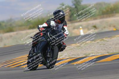 media/Sep-30-2023-SoCal Trackdays (Sat) [[636657bffb]]/Turn 4 (945am)/